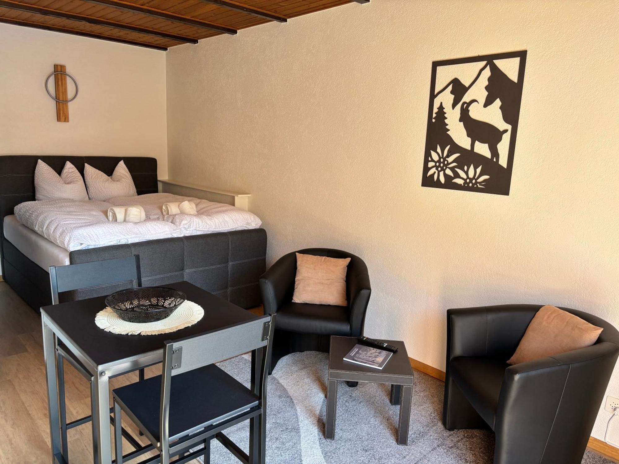Auberge Les Rangs Conthey Extérieur photo